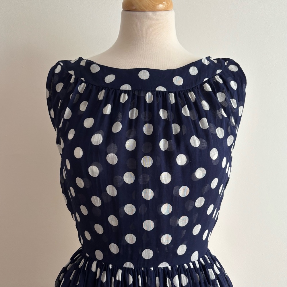Vintage 1960s GAY GIBSON Navy Blue & White Polka Dot Sleeveless Dress / 24 waist - Picture 3 of 16